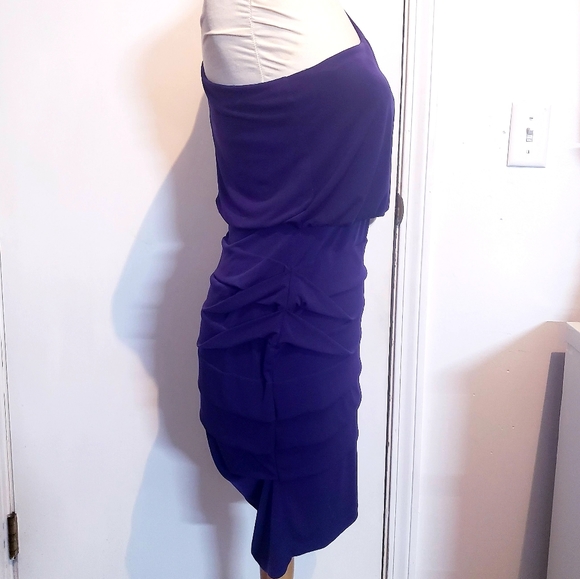 Purple One-Shoulder Ruched Dress - Picture 2 of 6